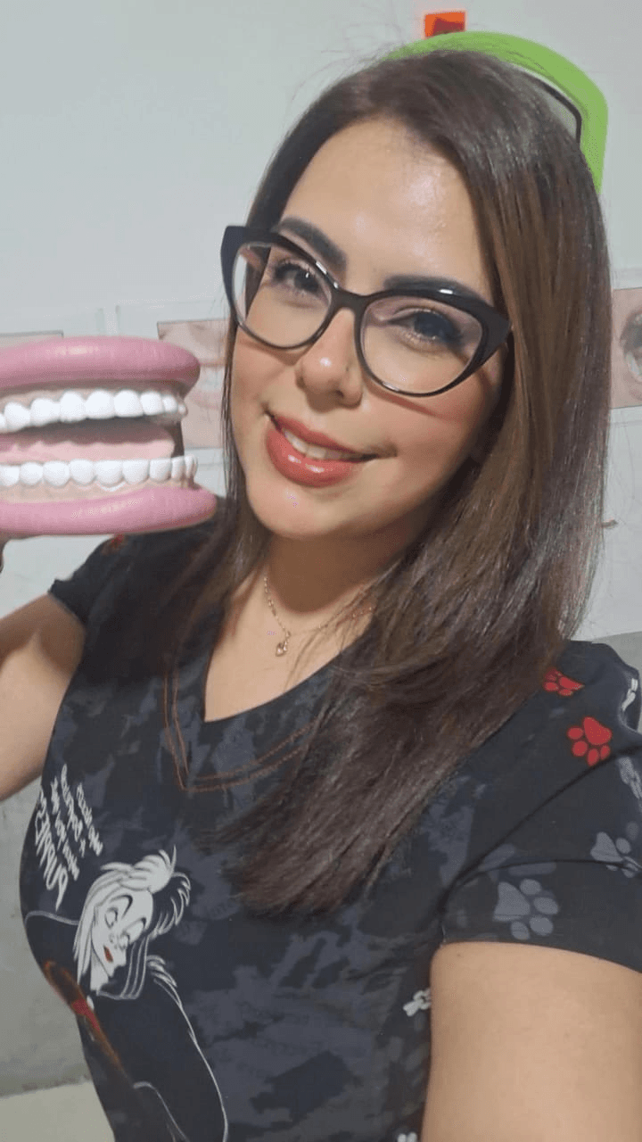 Licda. Andrea Guadamuz Monge — Comunicarte, terapia del lenguaje