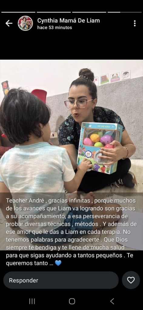 Captura de una historia en redes sociales con mensaje de agradecimiento a la terapeuta.